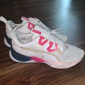 Received the wrong size- never worn!